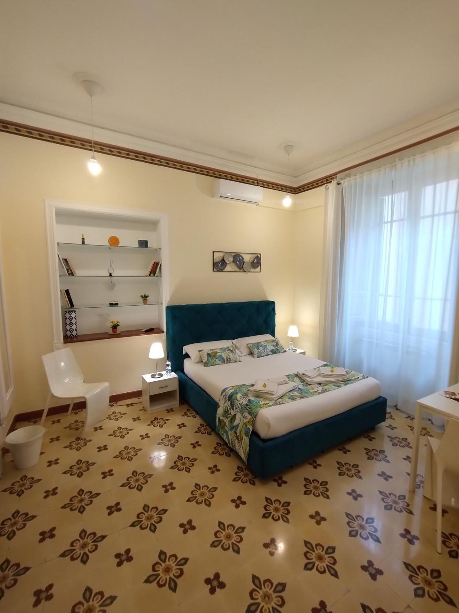 Suleima B&B Messina Centro Exterior foto