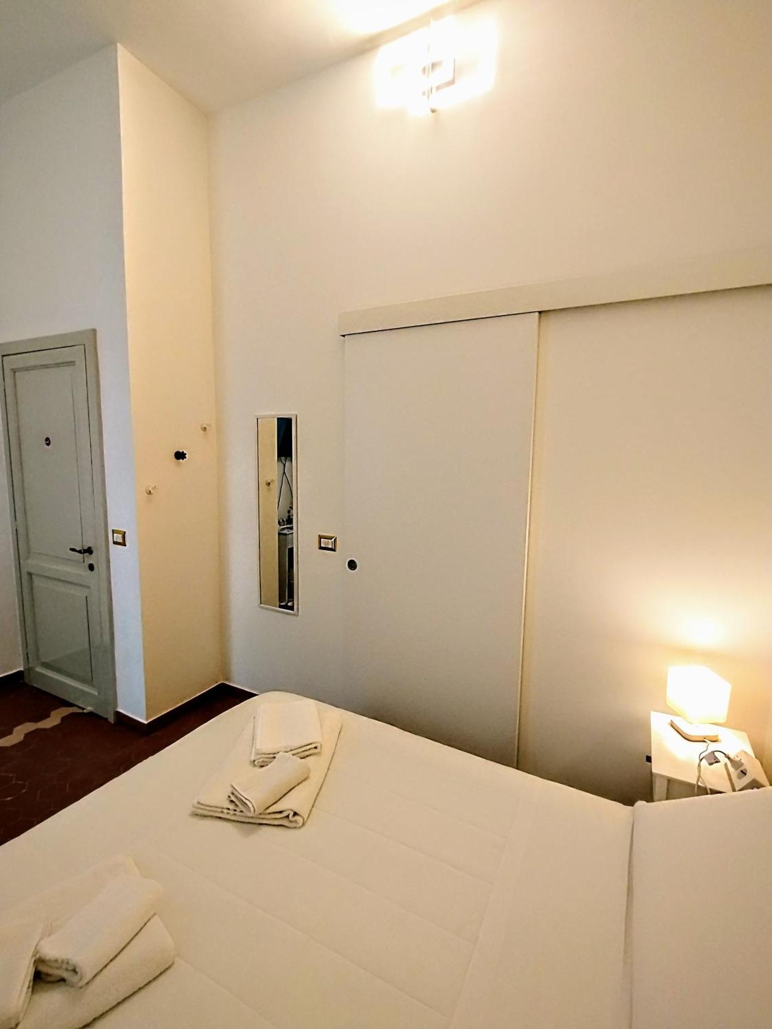 Suleima B&B Messina Centro Exterior foto